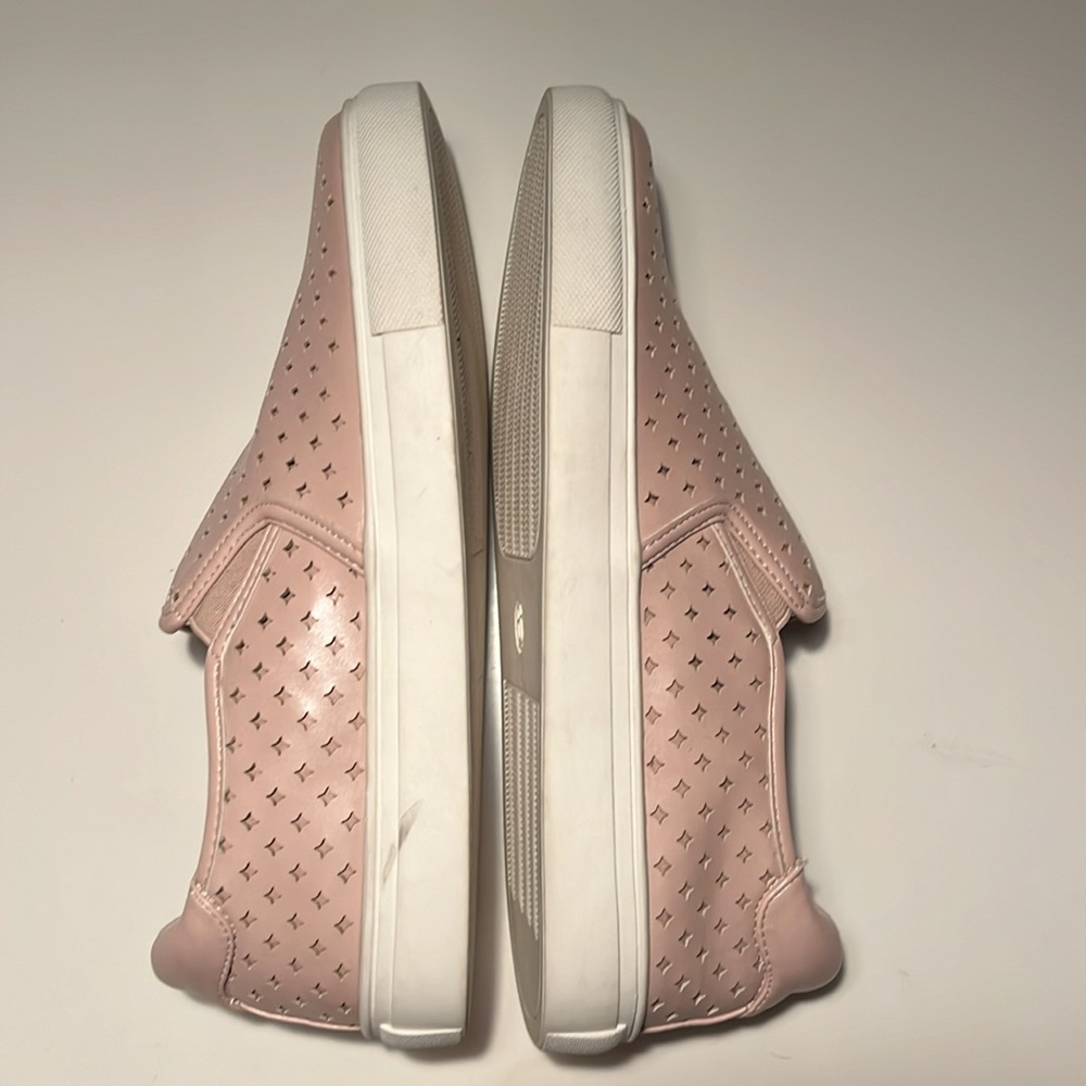 Loft soft pink slip one with small diamond cut outs, excellent condition, size 6 - Picture 3 of 5